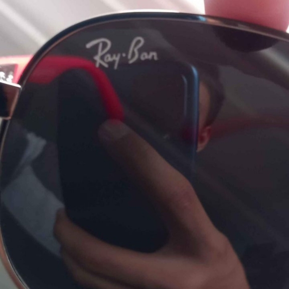 Ray-Ban x Ferrari Sunglasses - Picture 6 of 7